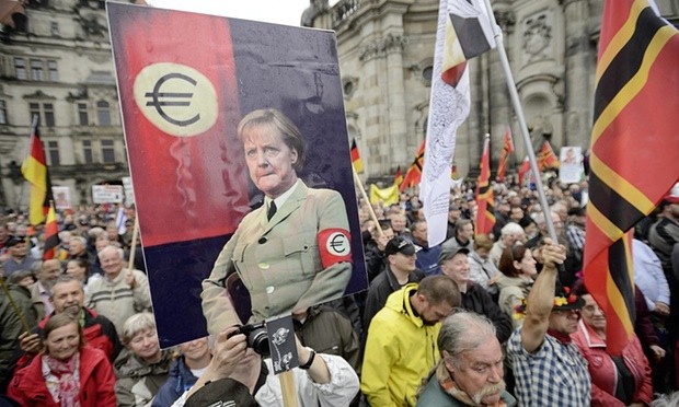 8,000 Germans protest against asylum policy - ảnh 1